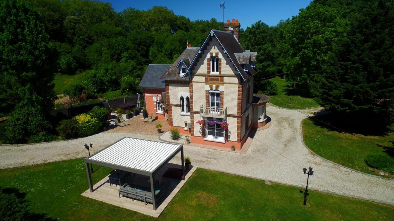 Апартаменти Le Manoir De Лув'є Екстер'єр фото